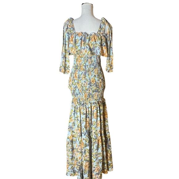 Luxxel Womens Blue Multi Floral Print Smocked Midi Dress Size Small NWT - Picture 1 of 6
